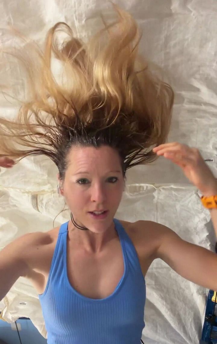 Astronaut shows how to wash hair in space