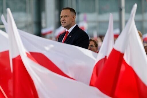 Poland vows to ensure EU defence funding after presidential veto