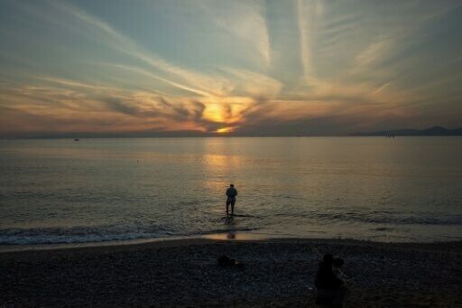 Greece expands sunbed-free beach list for 2026