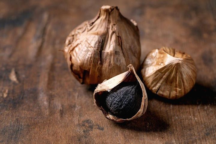 What is black garlic? How heat and humidity turn a pungent ingredient mild and slightly sweet