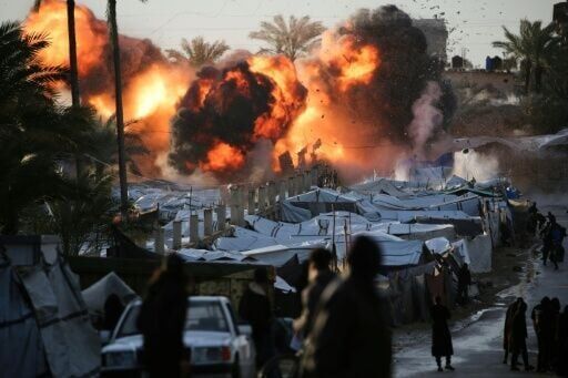 Gaza civil defence says Israeli strike kills one, tents on fire