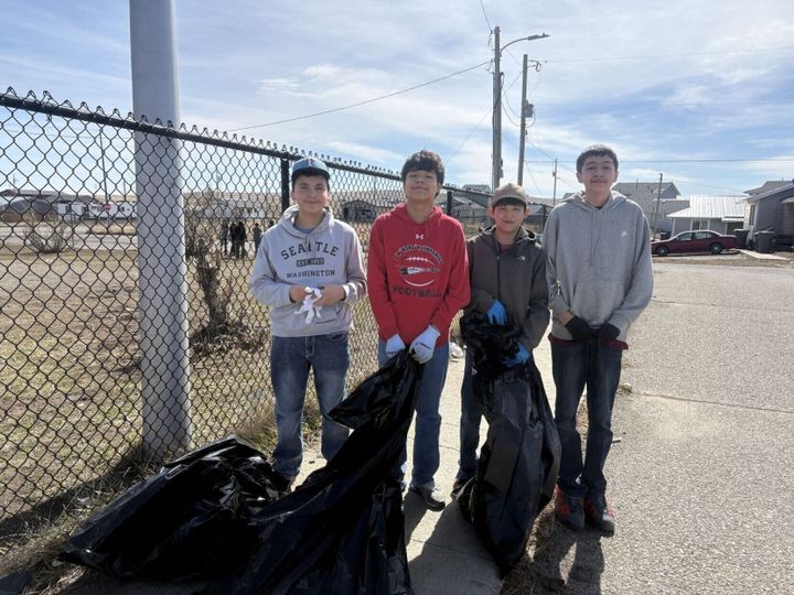 Browning middle schoolers praised for community cleanup effort