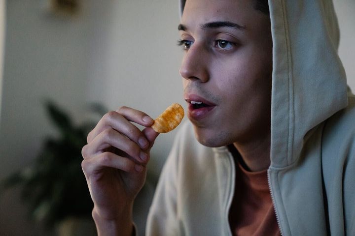 Eating ultra-processed food linked to reduced fertility in men