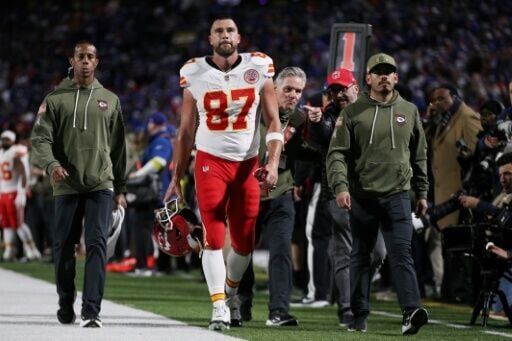 Kelce set for Chiefs extension, Tagovailoa cut by Dolphins