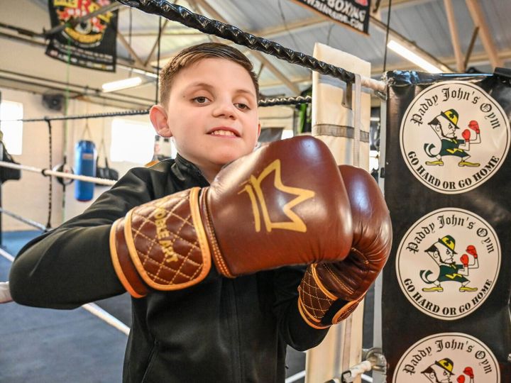 How this 10-year-old blind boxer learned to punch