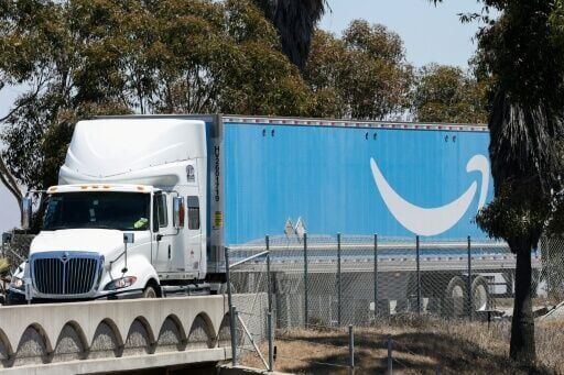 Amazon to ship stuff for any business, not just its own merchants