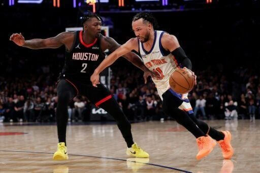 Knicks rally to down Rockets as Pistons, Spurs roll on