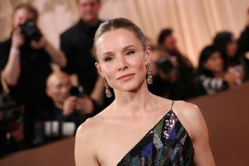 Kristen Bell returns to host glitzy Actor Awards in Hollywood