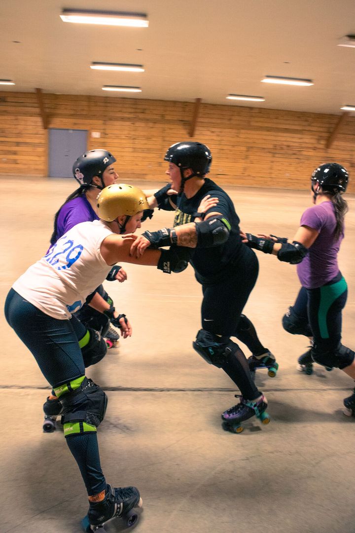 A glimpse into Gallatin Roller Derby