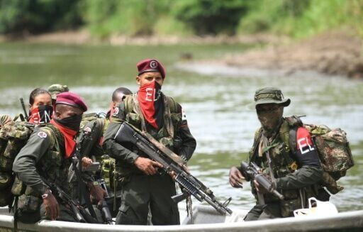 Colombian guerrillas offer peace talks with Petro successor