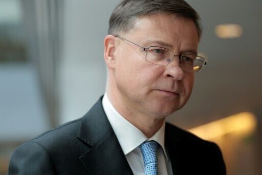 EU aims to start disbursing new Ukraine loan in second quarter