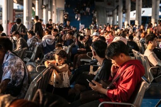 Thais fete new year with family despite fuel price spike