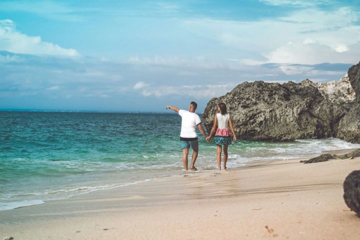 Why 73% of travelers think they’re the perfect travel roommate