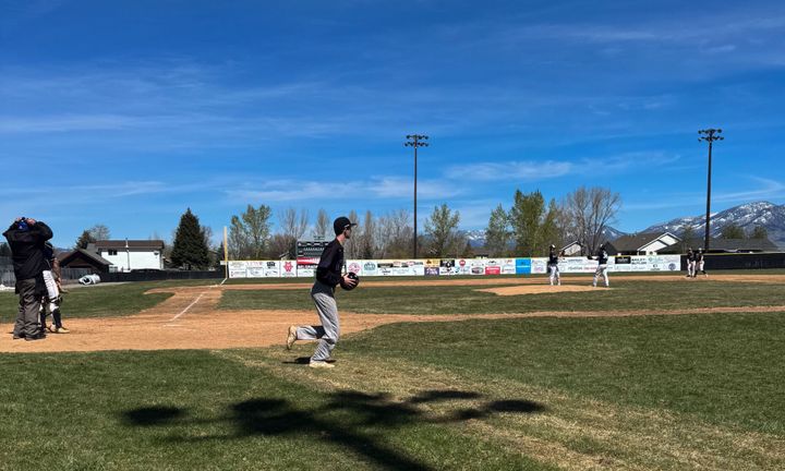 Bobcats dominate the diamond in weekend sweep