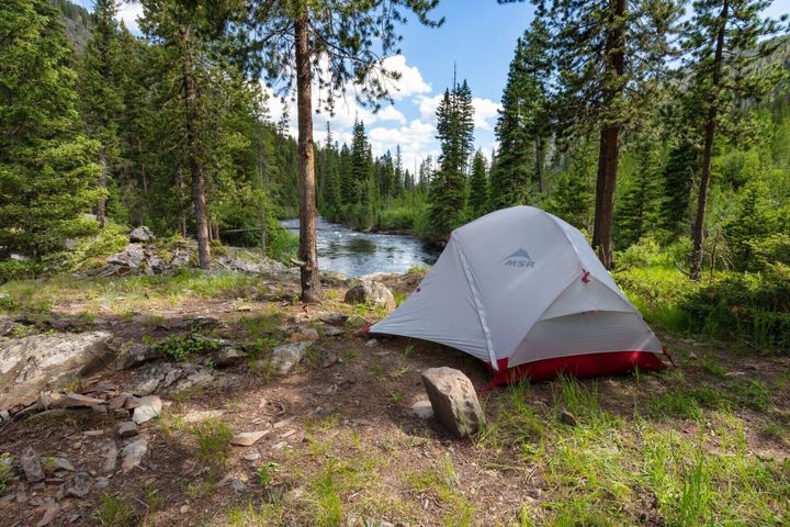 Yellowstone National Park offers early access lottery for backpackers