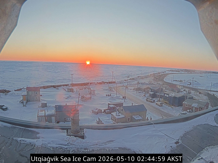 Mesmerizing timelapse shows 24 hour daylight in Alaska