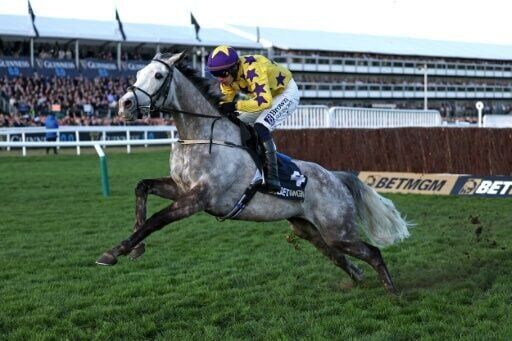 All-conquering Mullins lands Champion Chase with Il Etait Temps
