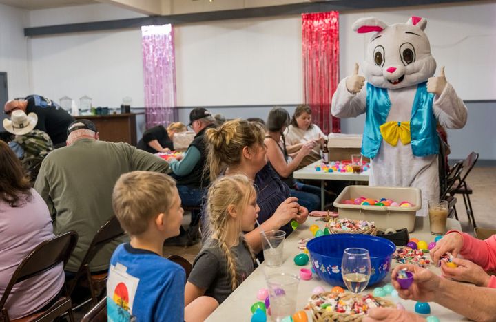 Volunteers fill over 8,000 eggs for annual Easter egg hunt at Ravalli County Fairgrounds