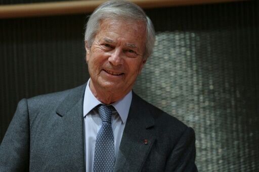 French billionaire shrugs off mass exodus at hallowed French publisher