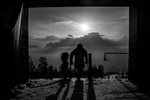 'Say a prayer and send it': Paralympic alpine skiers tackle fear