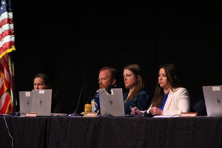 Helena city commission scraps immigration resolution, citing legal risk