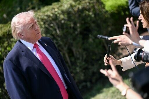 Trump says Iran deal 'very close,' may go to Pakistan to sign