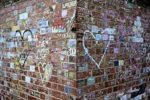 Harry Styles fans head in one direction: to star's home village