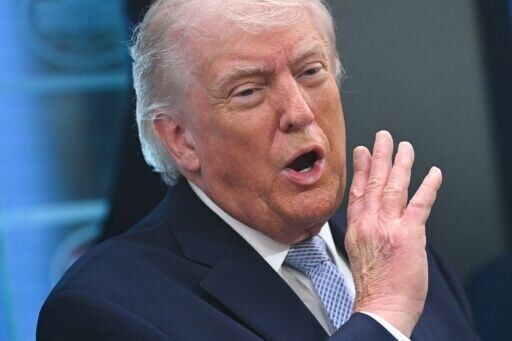 Trump says Iran doing 'poor job' of letting oil through Hormuz