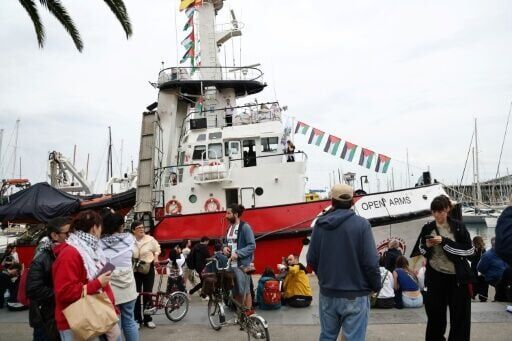 Gaza activists disperse after flotilla halted by Israel off Crete