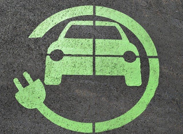 Des places de parkings dédiées à l'autopartage prévoit également des bornes électriques pour recharger ces véhicules