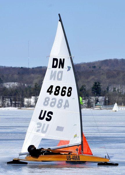 Fast Females in DN Ice Yachts