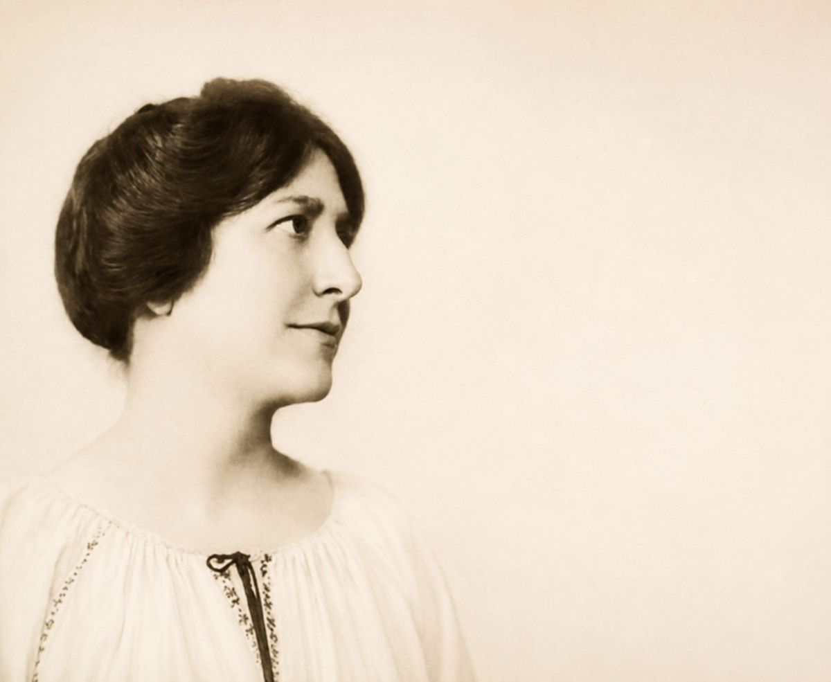 Evelyn Beatrice Hall: The Woman Behind Voltaire’s Most Famous Quote