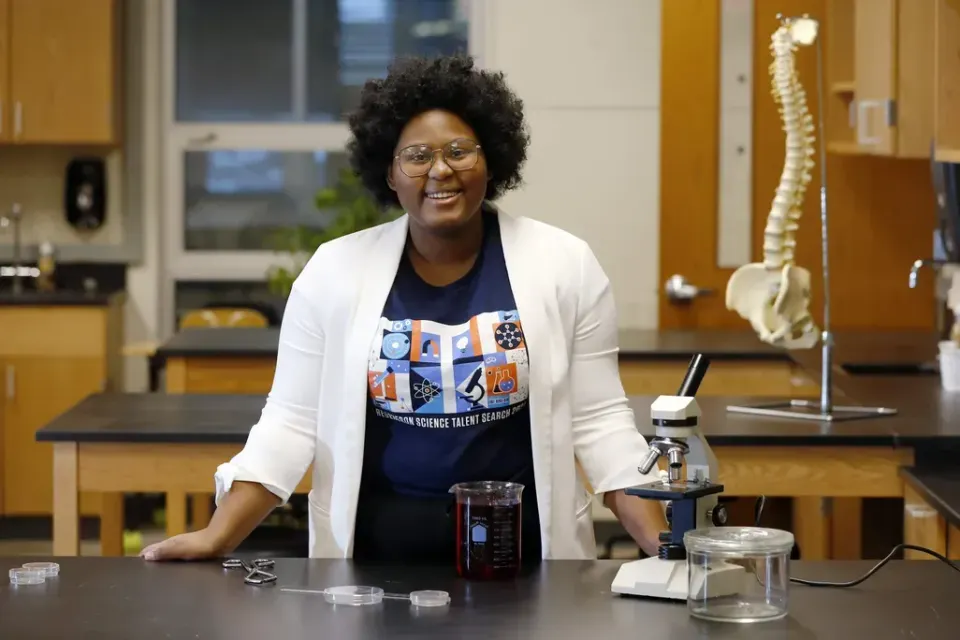 Dasia Taylor: The Schoolgirl Making Wounds Speak
