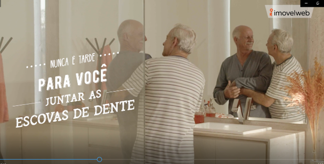 Pessoas sentadas ao redor de uma árvore

Descrição gerada automaticamente