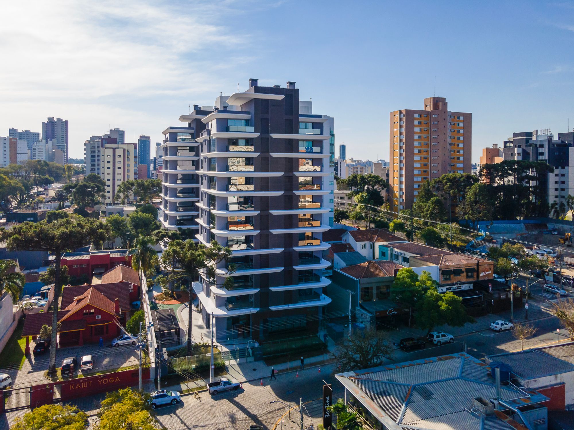 Praça da Espanha ganha primeiro edifício residencial de alto padrão