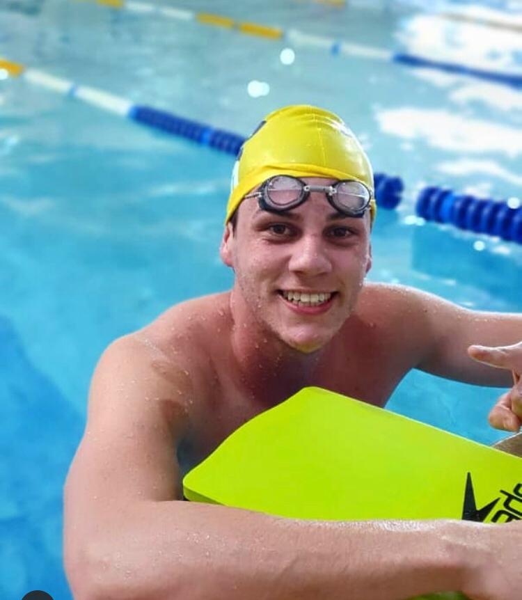 Após acidente, jovem se reinventa a partir do esporte e busca realizar sonho paralímpico em Paris 2024