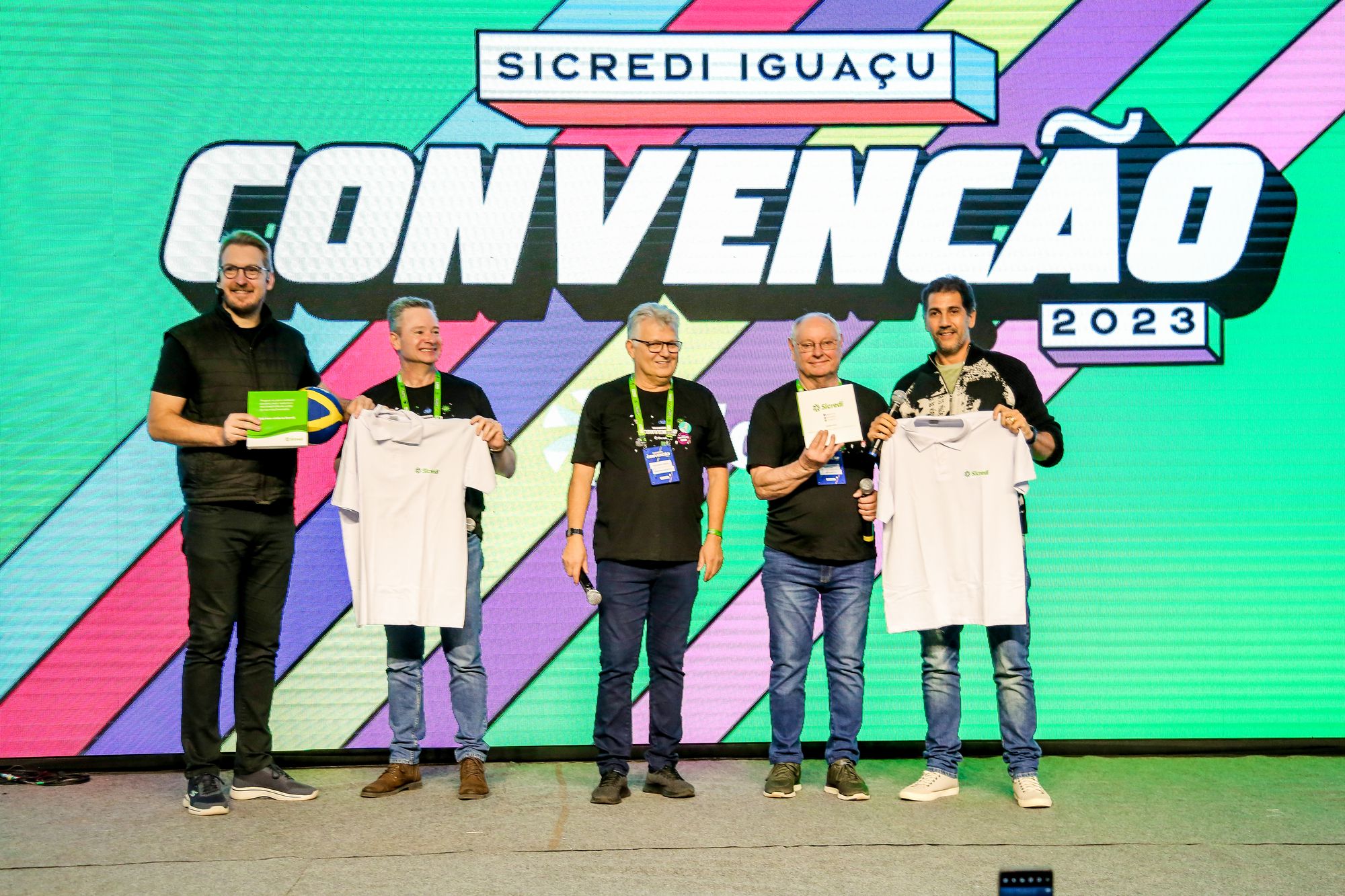 Sicredi renova patrocínio com Vôlei Renata para temporada 23/24