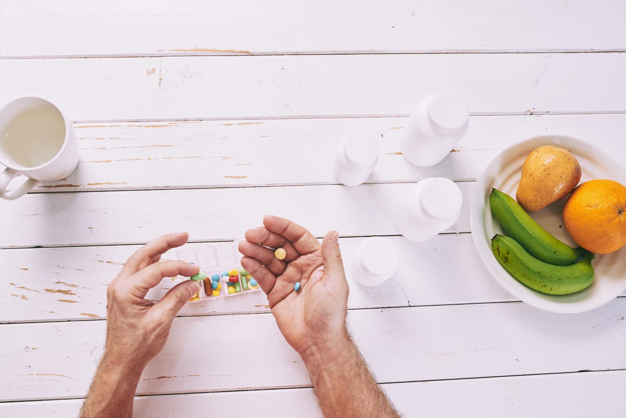 Combinações de remédios e alimentos podem ser perigosas