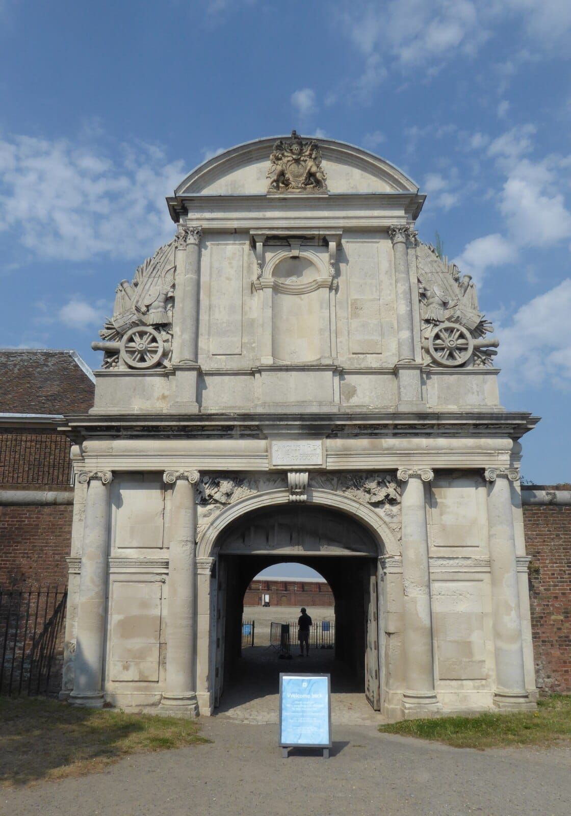 Tilbury and the Edge of Empire: Power, Invasion and the River Thames