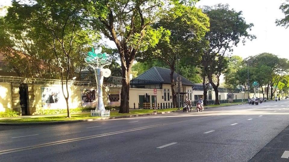 A current photo of U.S. Consulate General 4 Đ. Lê Duẩn, Bến Nghé, Quận 1, Hồ Chí Minh, Vietnam
