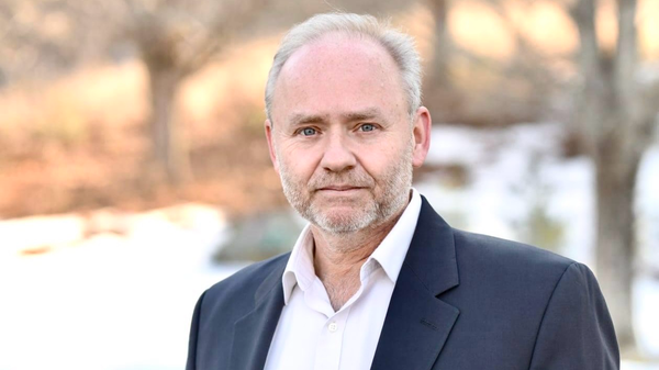 Lewisboro Supervisor Thumbs Nose at Town Board