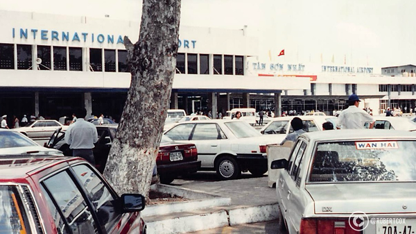 Saigon 1995 Part I: Arrival in Saigon and a Distinctive Dinner – Friday, April 28, 1995