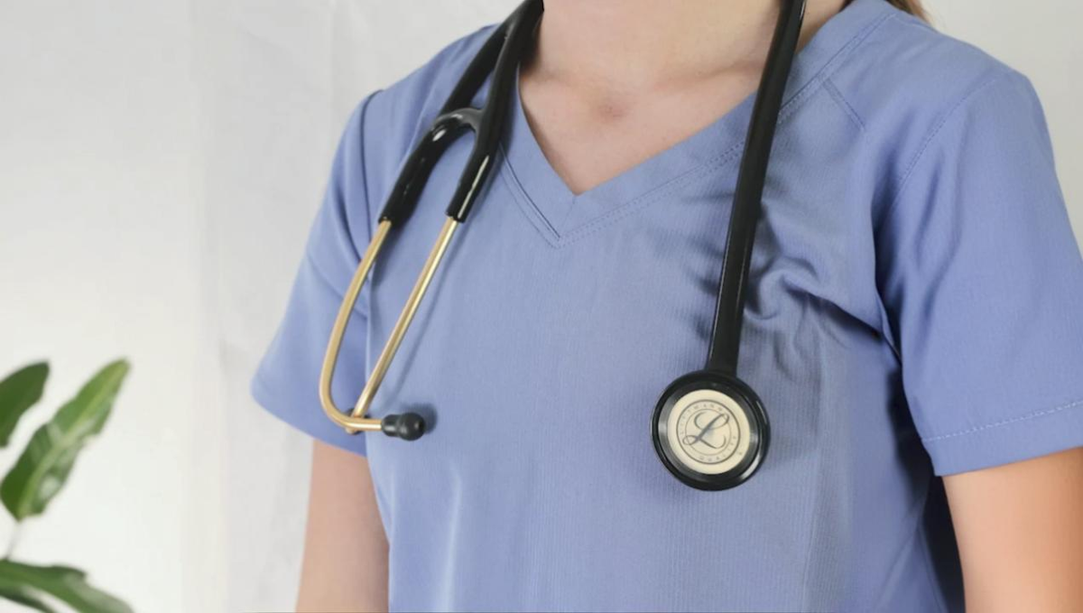 Estetoscopios de cardiología: Diseño y uso en el campo médico