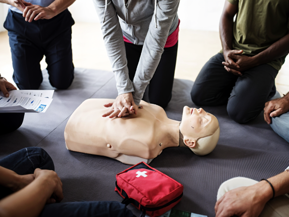 Stayin' Alive: ¡El Ritmo Disco que Podría Salvar una Vida!