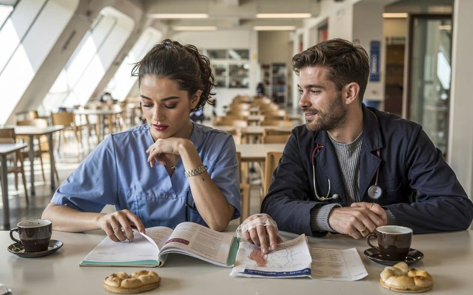 ENARM y ENARE 2024: Se Elaboran Nuevos Reactivos con Altos Estándares de Seguridad y Calidad