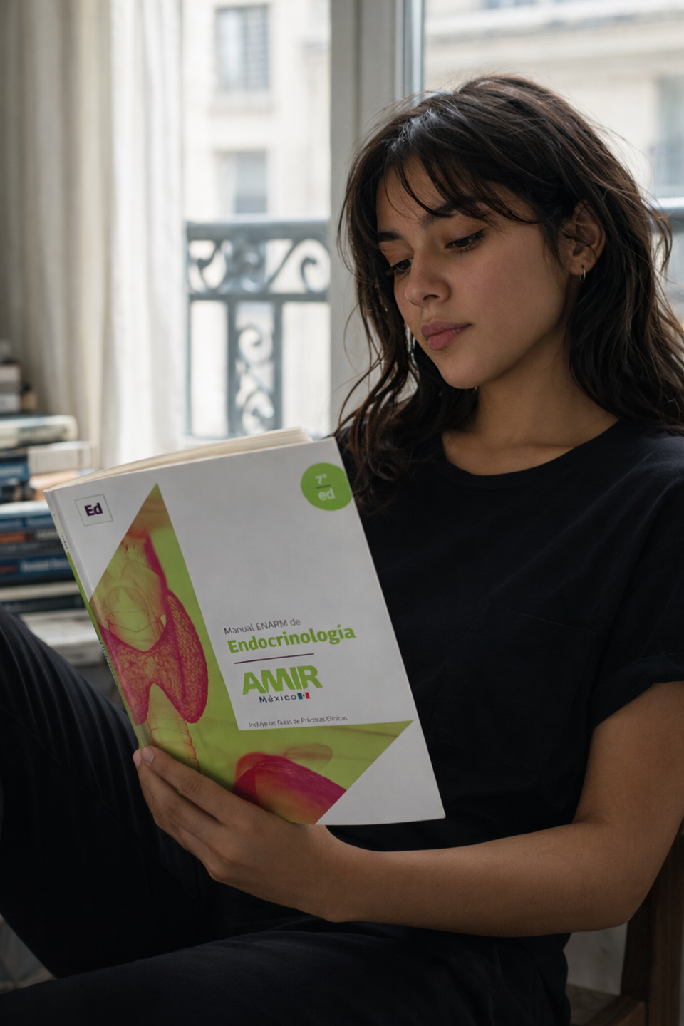 Manual CTO vs Manual AMIR: ¿Cuál elegir para preparar el ENARM?