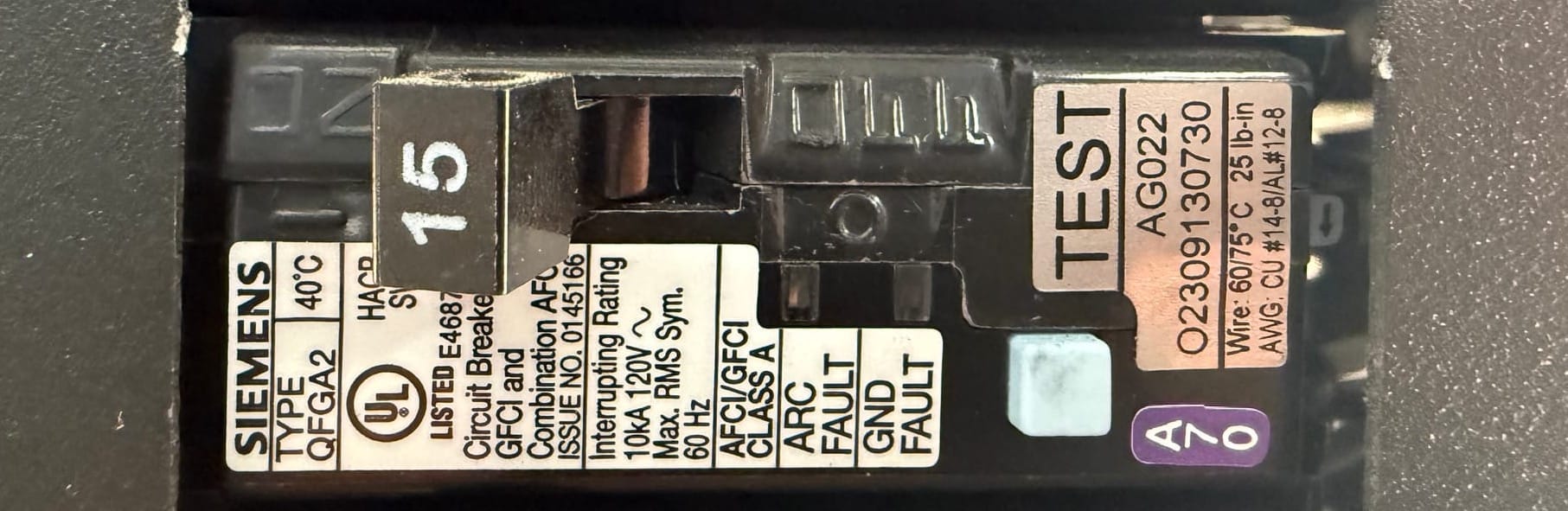 Combination AFCI+GFCI circuit breaker