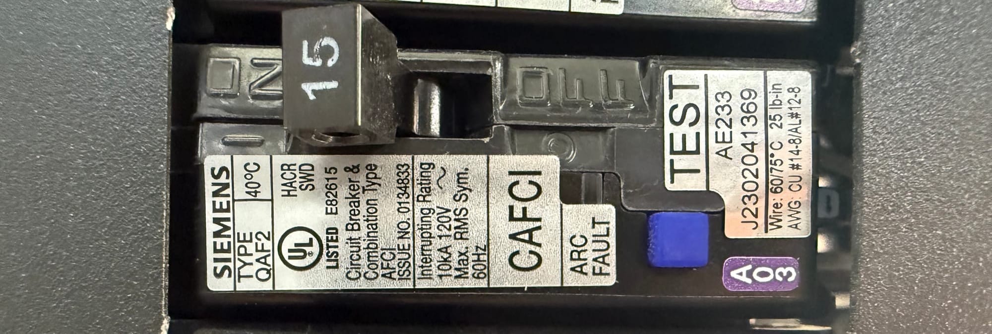 Arc-fault circuit breaker