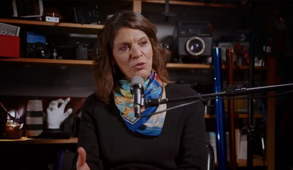 #40 Raquel Varela conversa com a enfermeira Gorete Pimentel