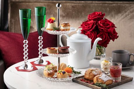 The Perfect Holiday Gifts from Baccarat